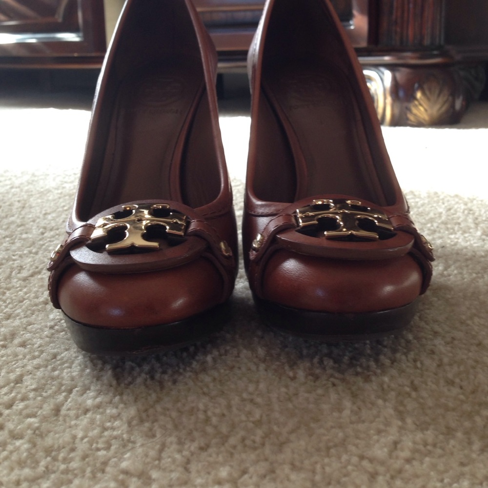 Tory burch brown high heels